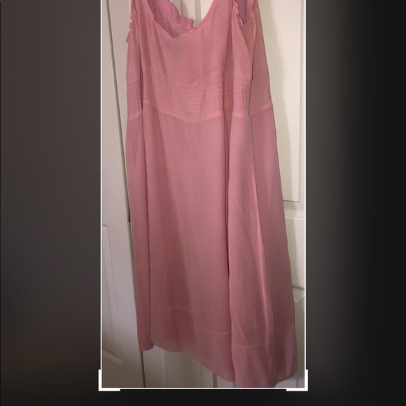 Beautiful 100% Silk Spring/Summer Dress in PINK by INC ๐๐๐๐๐๐๐๐๐ - Picture 4 of 10